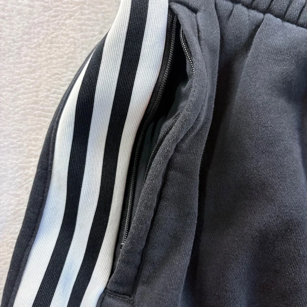 Adidas Originals Adicolor 3D Trefoil Fleece Shorts Black GN5508 Mens Small